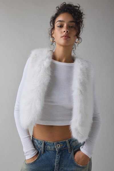 Azalea Wang Meela Faux Fur Cropped Vest Jacket In White, Women's At Urban Outfitters In White