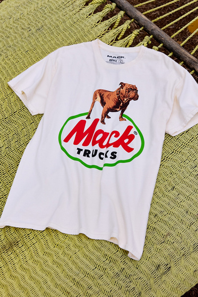 Mack Trucks Graphic Tee | Urban Outfitters Canada