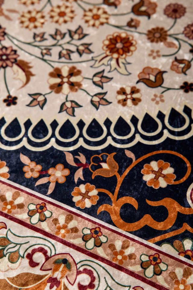 Enzo Floral Medallion Printed Rug