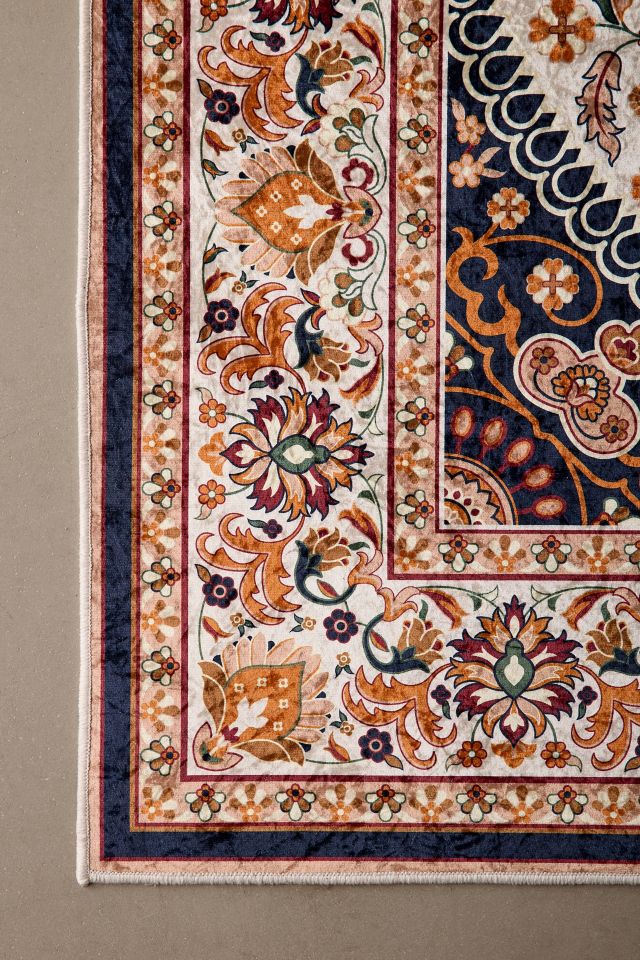 Enzo Floral Medallion Printed Rug