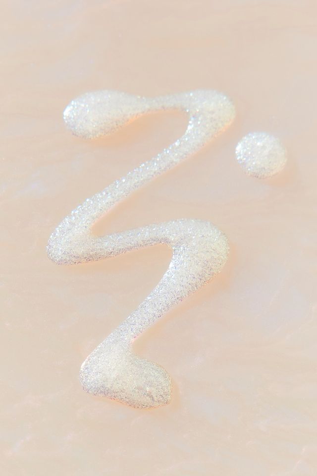 UO Quick-Dry Nail Polish #1