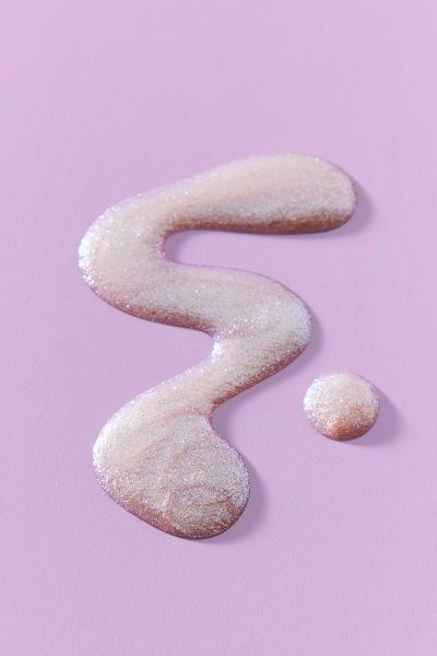 UO Quick-Dry Nail Polish