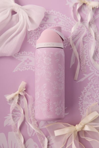 Owala UO Exclusive FreeSip 32 oz Water Bottle Product Page