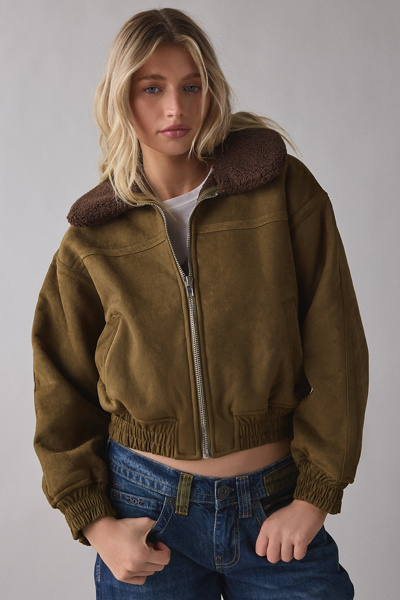 Moon River Teddy Lined Faux Suede Cropped Jacket In Olive, Women's At Urban Outfitters In Green