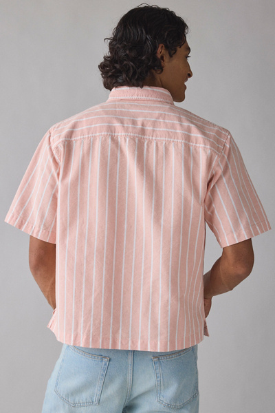 UO Relaxed Fit Oxford Shirt