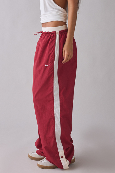 Nike Sportswear Loose High-Waisted Balloon Pants in Crimson/Chalk, Women's at Urban Outfitters