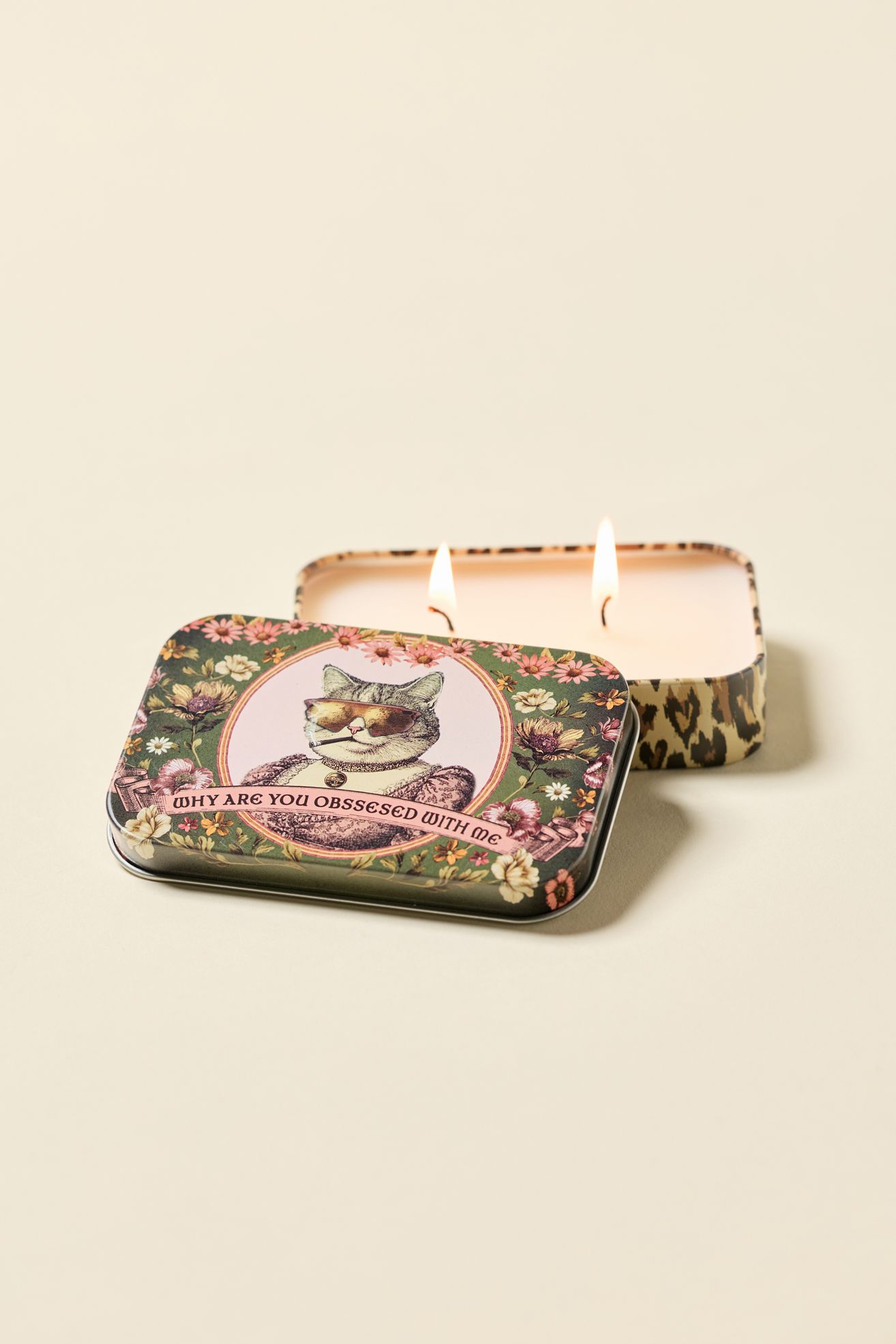 Scentiments UO Exclusive 2.5 oz Tin Scented Candle - Obsessed With Me, Regular, ONE SIZE