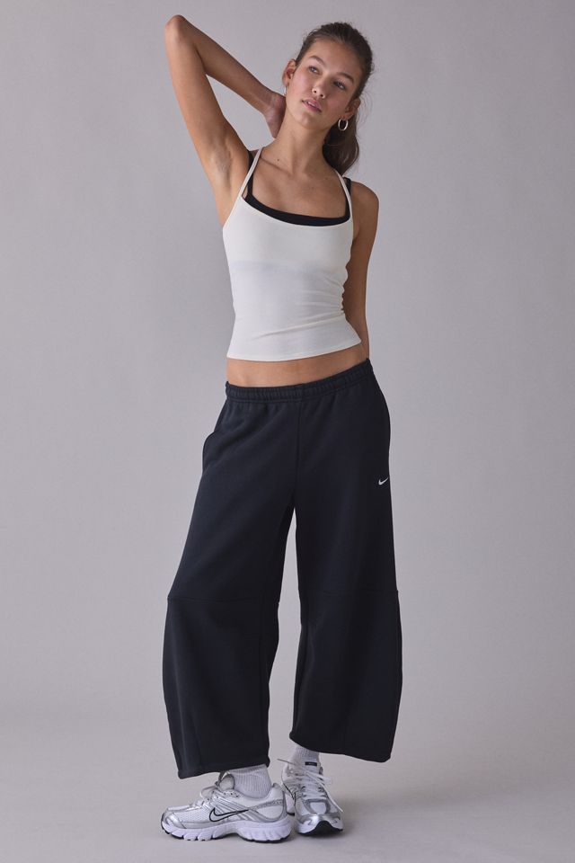 Nike Sportswear Phoenix Fleece Loose Cropped Barrel Pants | Urban