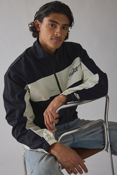 Nike Club Lightweight Full Zip Jacket