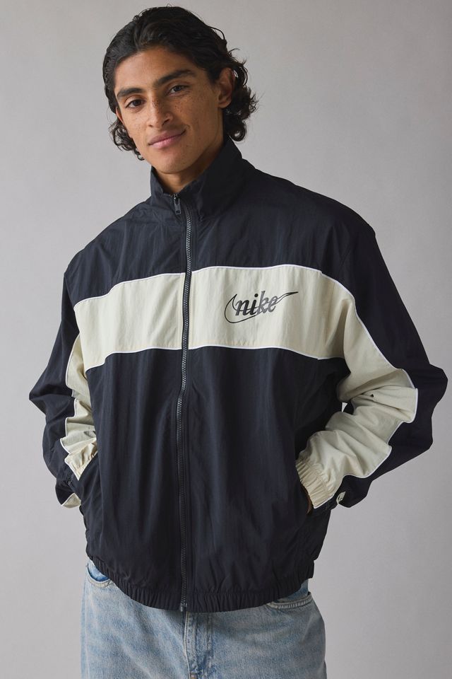 Nike Club Lightweight Full Zip Jacket | Urban Outfitters