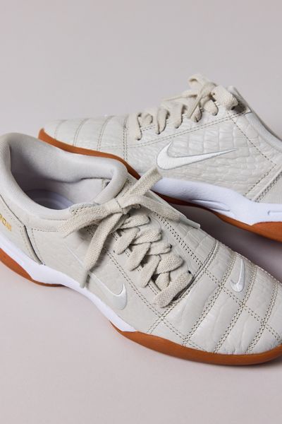 Nike Women's Total 90 Sneakers