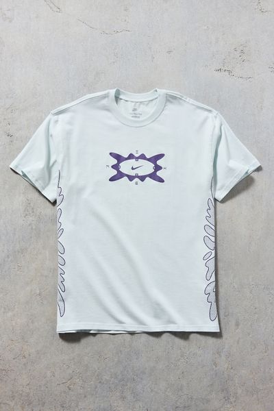 Nike Sportswear Cycle Reflective Graphic Tee