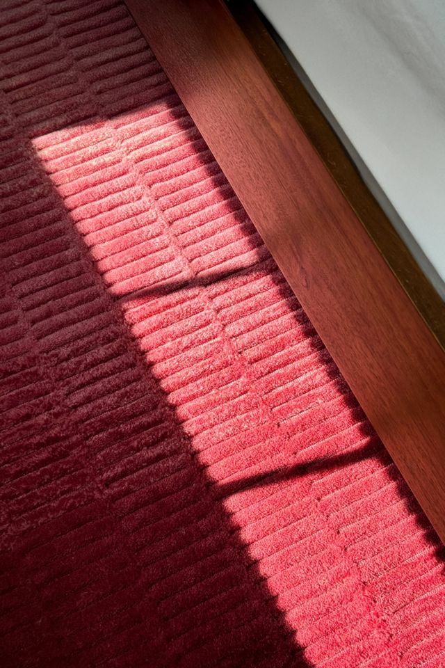 Jubi Pink Ombre Hand Loomed Wool Rug