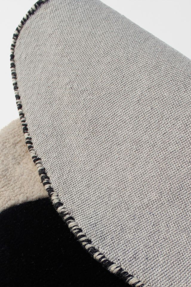 Jubi Zig Zag Round Hand Tufted Wool Rug #3