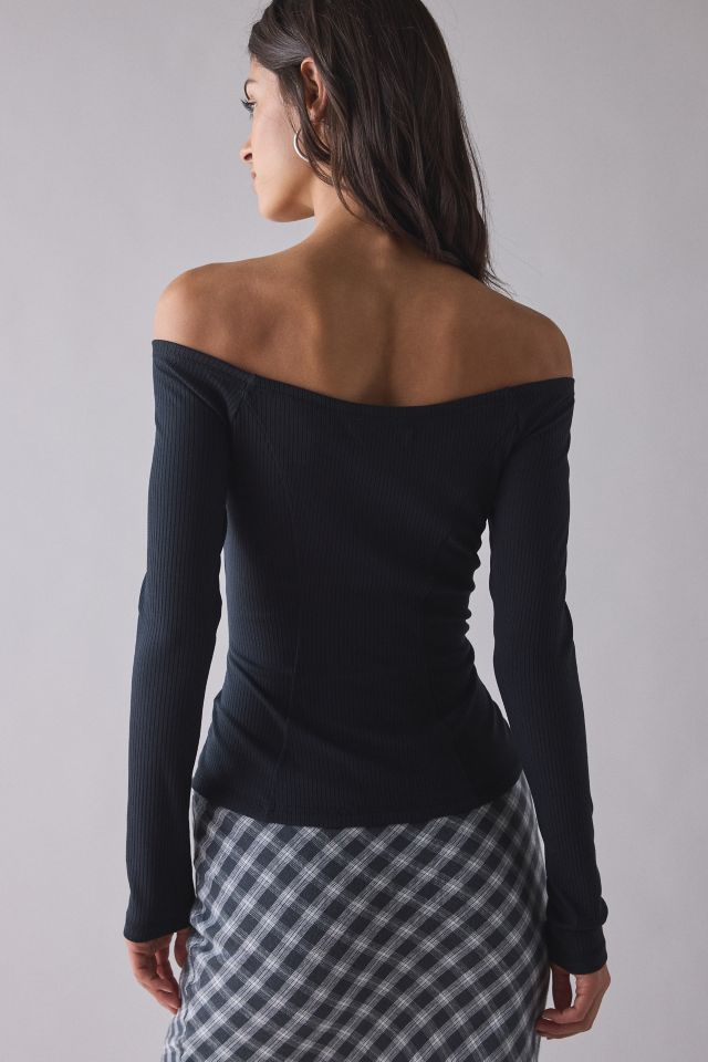 UO Perfect Stranger Asymmetric Split Hem Off-The-Shoulder Top #3