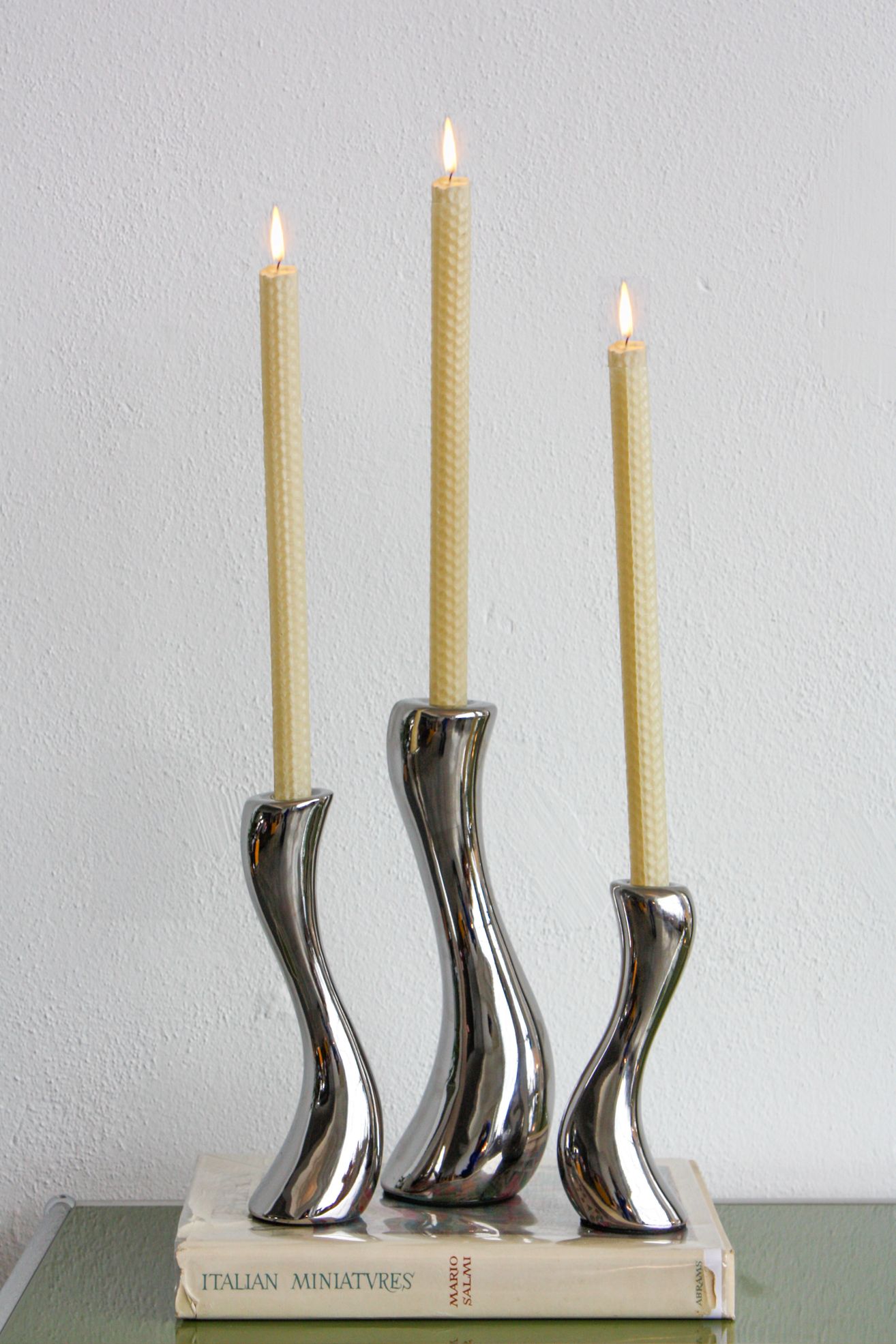 Dupe Wavy Chrome Candleholder Set