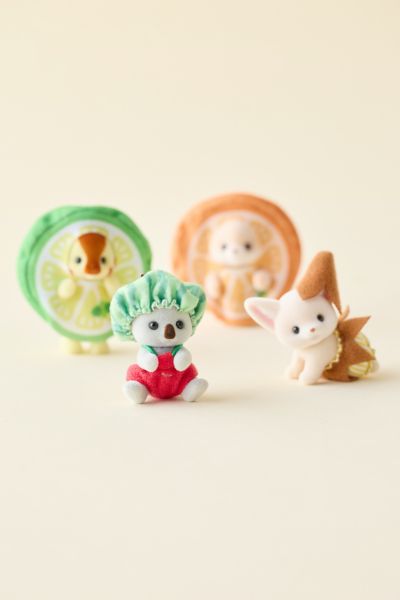 Calico Critters Flocked Blind Box Figure