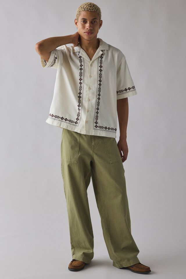 Chemise à manches courtes avec bordure brodée UO #3