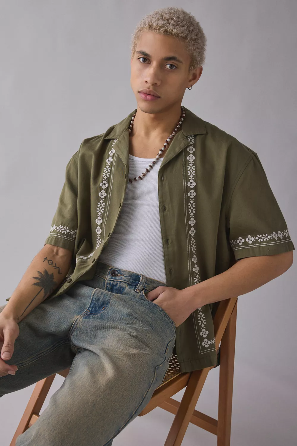 UO Embroidered Border Short Sleeve Shirt