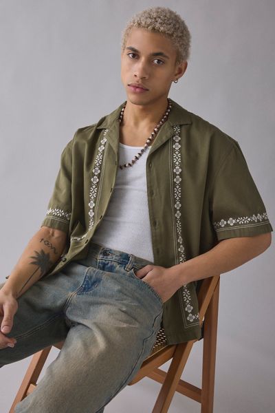 UO Embroidered Border Short Sleeve Shirt