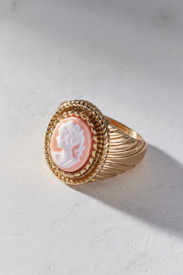 Sabrina Cameo Ring #1