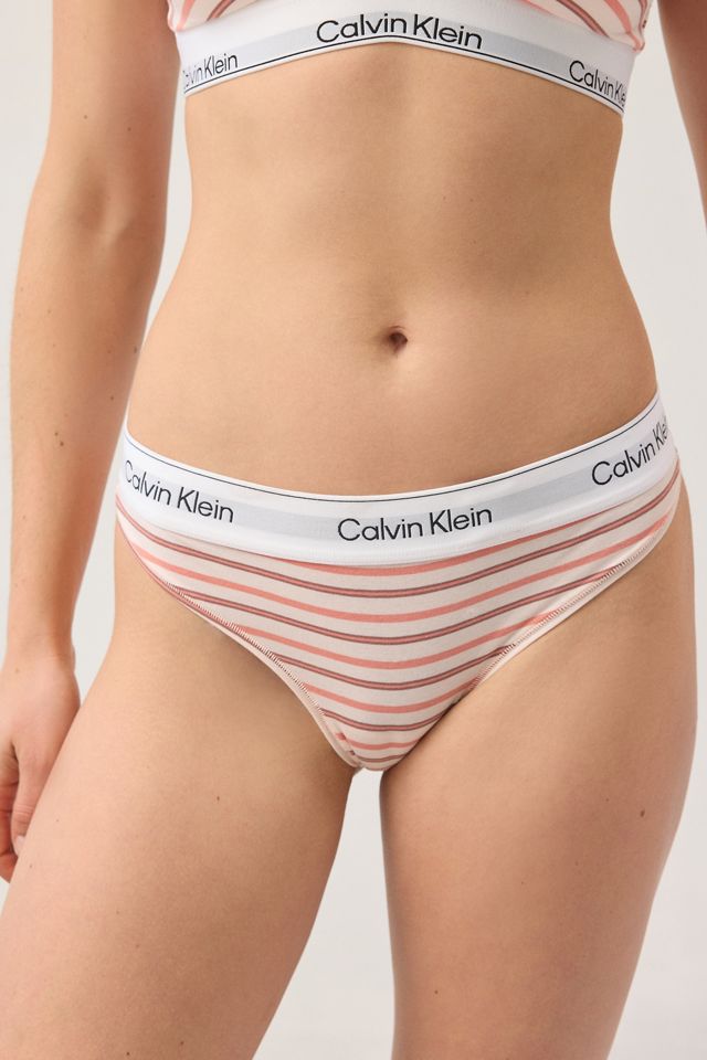 String en coton et modal sans coutures Icon de Calvin Klein #1