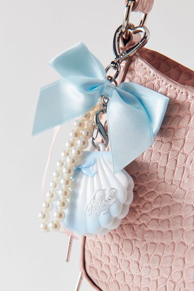 Flower Knows Shell’s Jewel Collection Highlighter Balm & Bag Charm Set