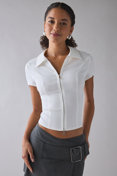 UO Ledia Slim Short Sleeve Zip-Front Shirt
