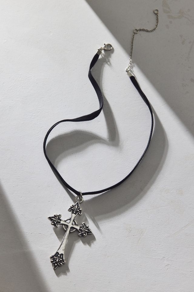 Collier ras-de-cou Cordelia Cross #1