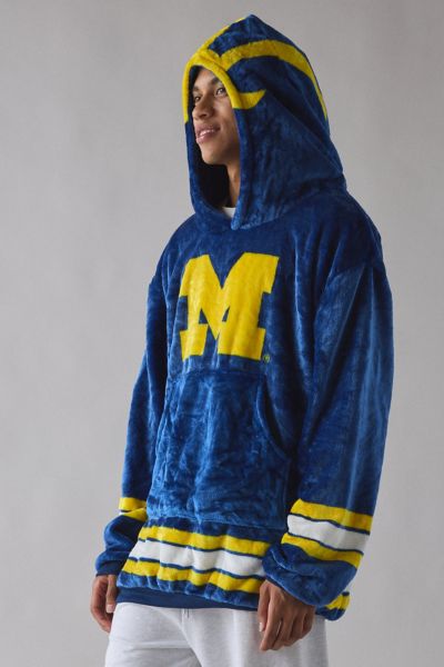 University Of Michigan Helmet Snugible Blanket Hoodie Sweatshirt & Pillow