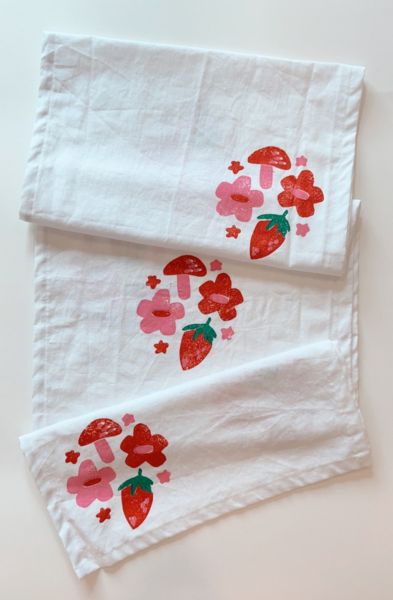 Julie Peach Block Printed Berry Shroom Table Runner In White At Urban Outfitters