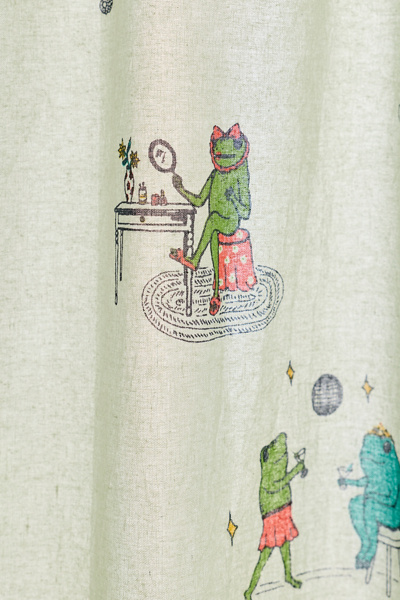 Silly Frogs Patterned Shower Curtain