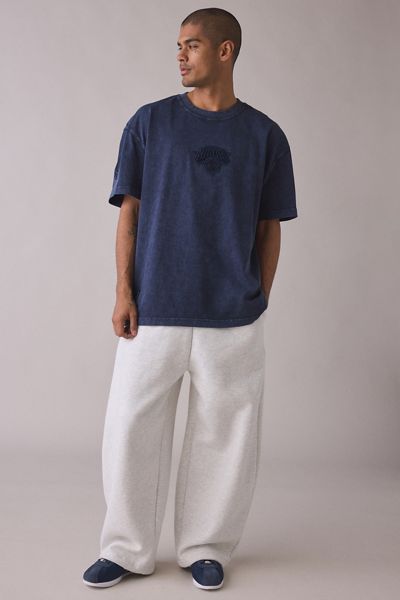 Pro Standard NBA New York Knicks Team Logo Washed Cotton Tee