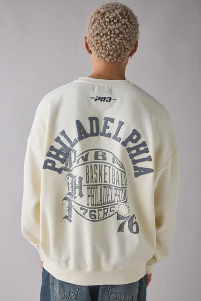 Pro Standard NBA Philadelphia 76ers Team Logo Graphic Crew Neck