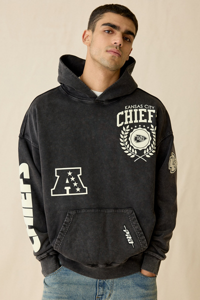 Pro Standard NFL Kansas City Chiefs Graphic Hoodie Sweatshirt