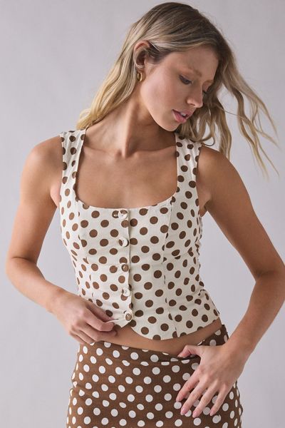 UO Day Breaker Tailored Scoop Neck Vest Top