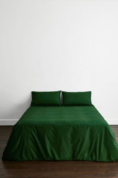 Bed Threads Organic Cotton Percale Bedding Set In Moss At Urban Outfitters