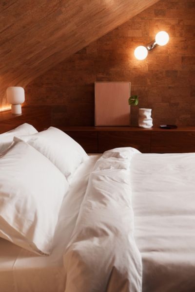 Bed Threads Organic Cotton Percale Sheet Set In Crisp White At Urban Outfitters