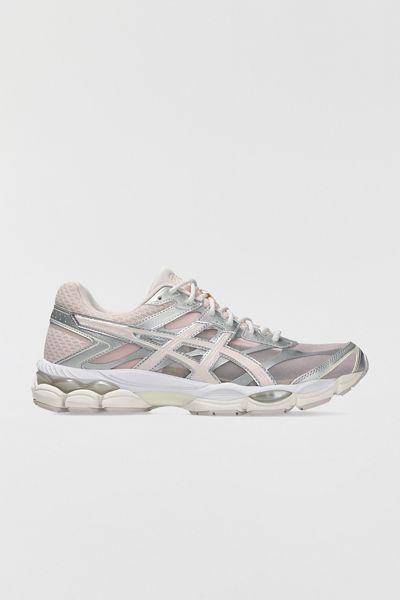 ASICS Gel Cumulus 16 Sneakers