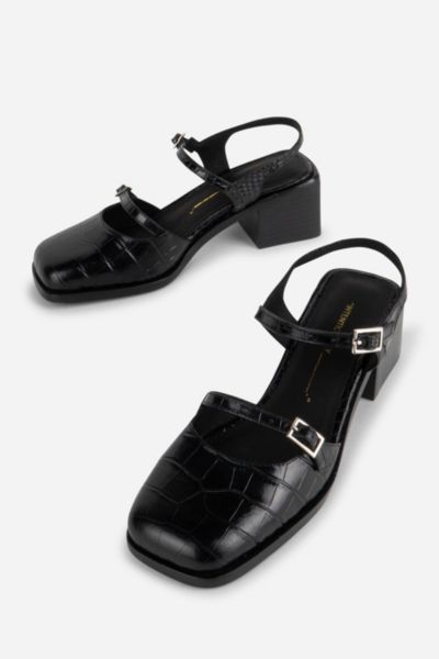 Intentionally Blank Mitzi Mary Jane Block Heel