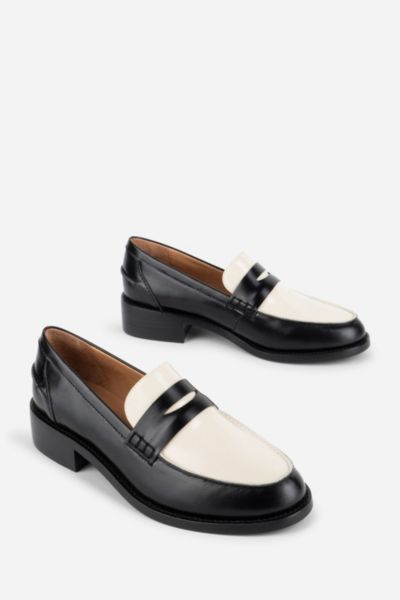 G.H.BASS Bowery Square Toe Penny Loafer | Urban Outfitters