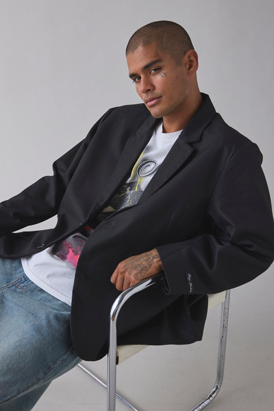 OBEY Armel Relaxed Fit Blazer | Urban Outfitters