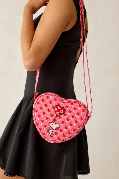 Vera Bradley Peanuts Verona Heart Crossbody Bag | Urban Outfitters
