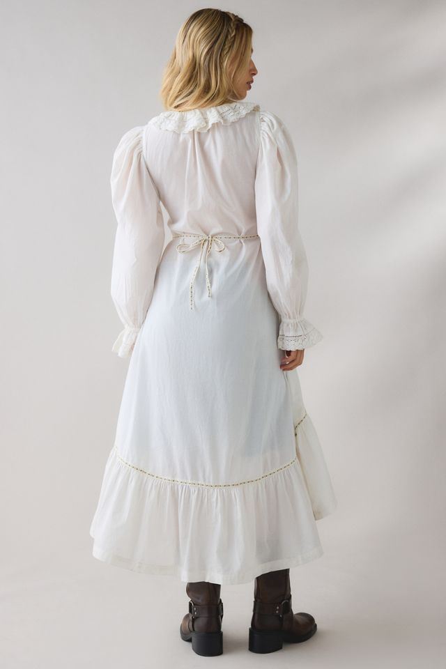 Kimchi Blue Lila Eyelet Lace Trim Tie-Front Maxi Top | Urban