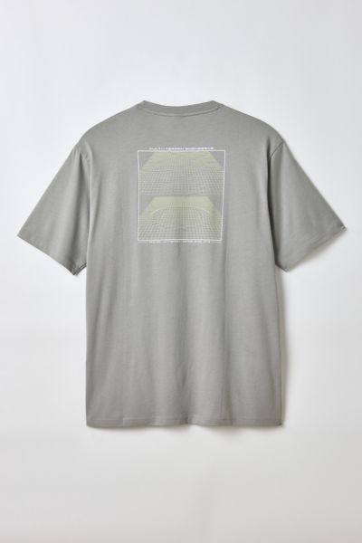 Oakley Liquid Grid Graphic Tee Product Page