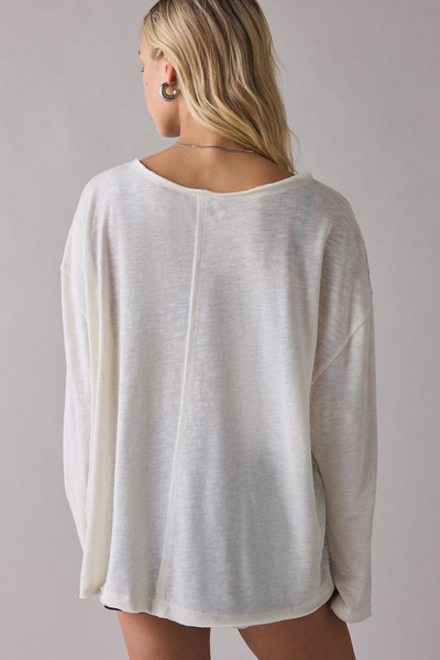 BDG Kurt Mouth Graphic Oversized Boatneck Long Sleeve Tee