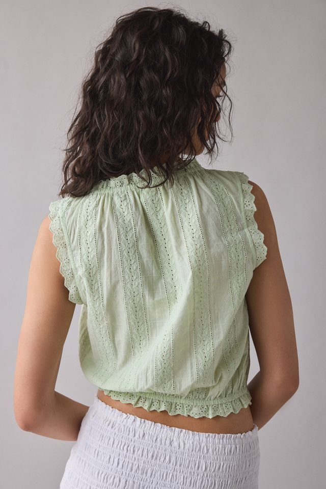 Kimchi Blue Juniper Lace Trim Tie-Front Crop Tank Top | Urban