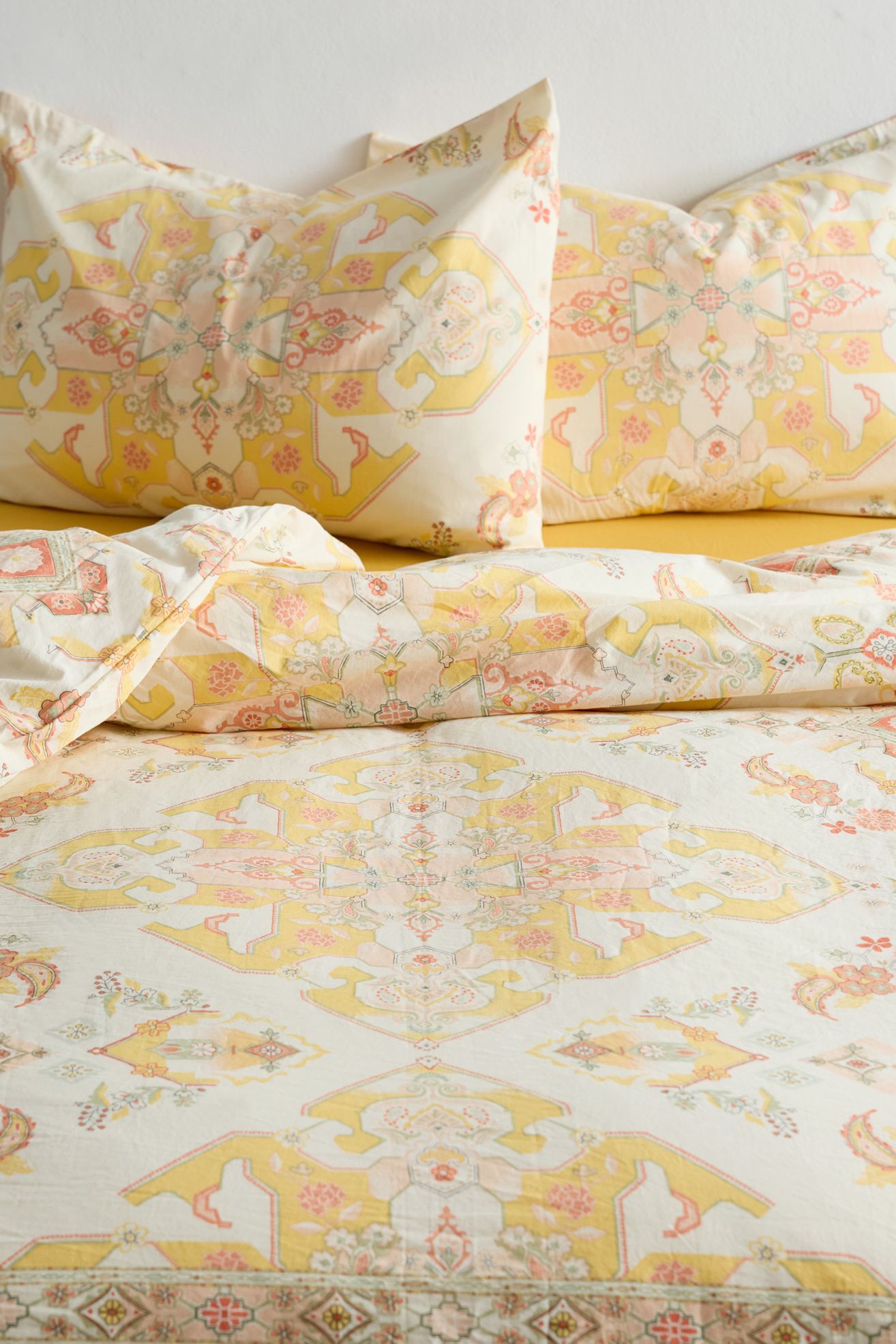 Acacia Medallion Rug Patterned Duvet Cover Set - Yellow Multi, KING