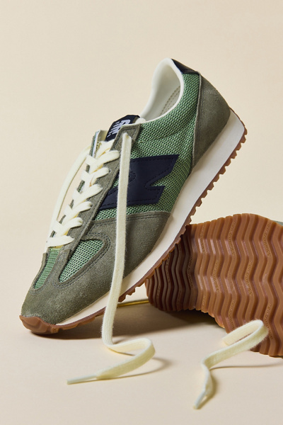 New Balance 471 Sneakers | Urban Outfitters