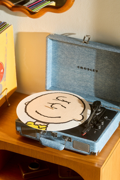 Peanuts Snoopy Charlie Brown Portraits Turntable Slipmat | Urban ...